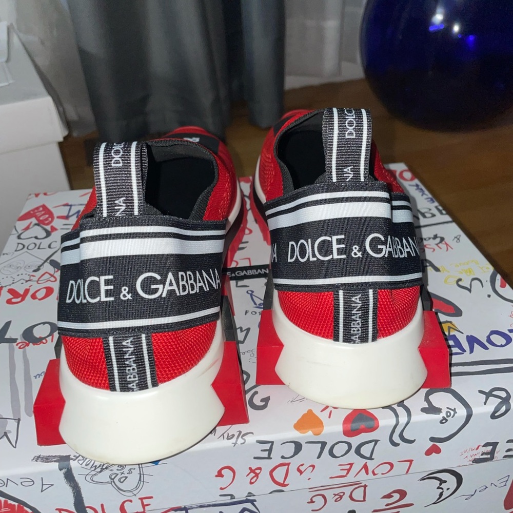 Slightly used size 10 dolce Cabanna